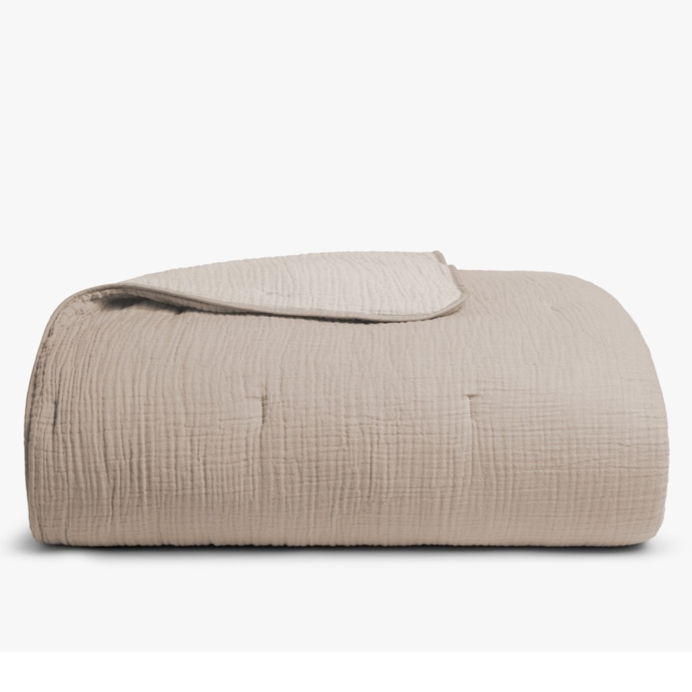 NWT! Parachute Organic Cloud Cotton Quilt!